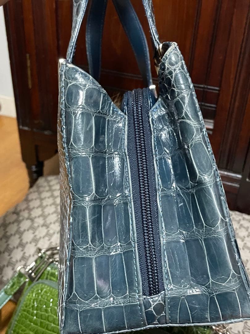 ブルー　ハンドバッグのみ