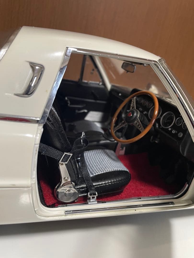 デアゴスティーニ マツダ コスモスポーツ 完成品 エンブレム付