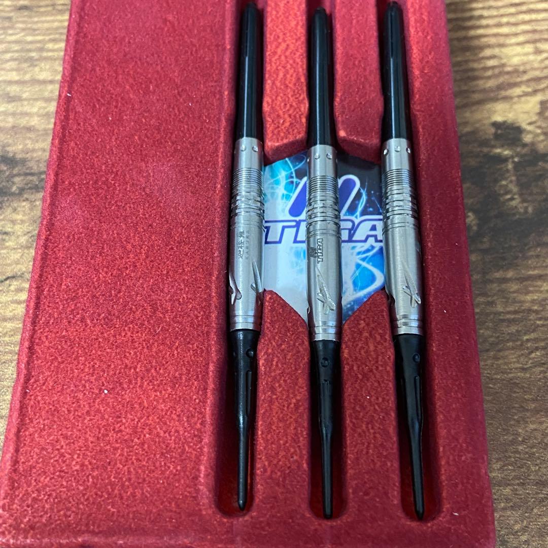 TIGA 97T KARURA(迦楼羅 カルラ) 2BA 山口晴生 廃盤ダーツ - メルカリ