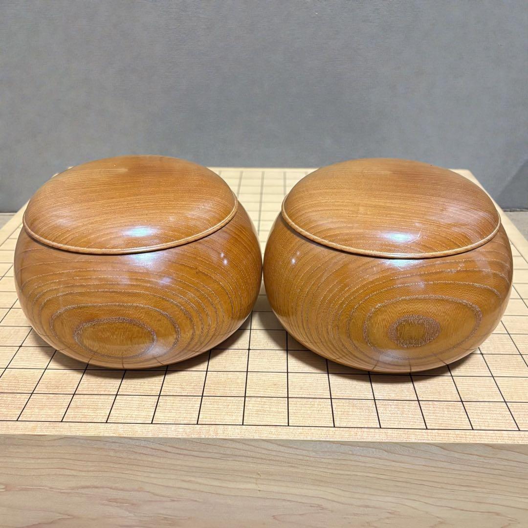 【重厚6寸】天然木 囲碁板 セット 脚付碁盤 蛤碁石 那智黒石 ヘソ付 良木目