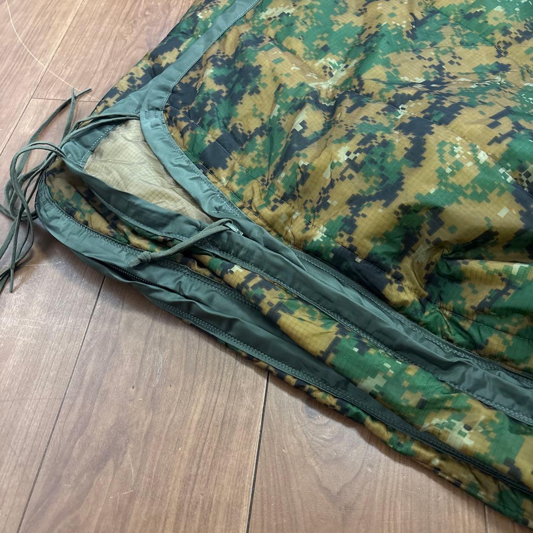 未使用品　米軍実物　LINER WETWEATHER PONCHO ジッパー付き