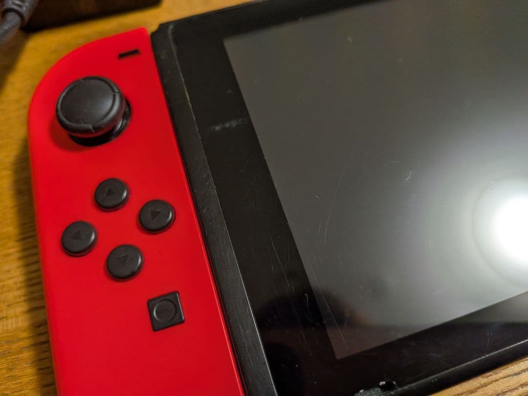 中古品　Nintendo Switch 赤/青 本体