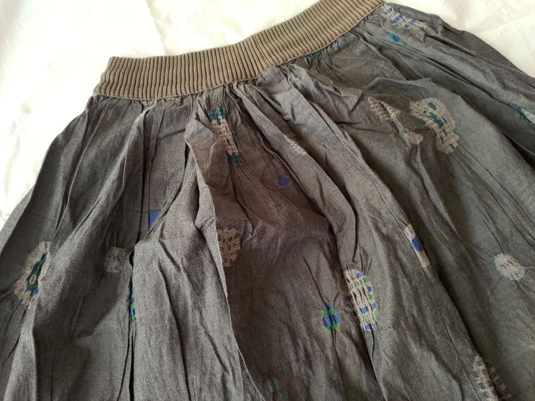 M.&KYOKO　エムアンドキョウコ　佐藤繊維　スカート　刺繍　ジャガード織り