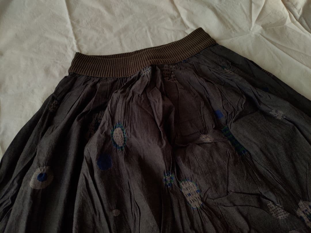 M.&KYOKO　エムアンドキョウコ　佐藤繊維　スカート　刺繍　ジャガード織り