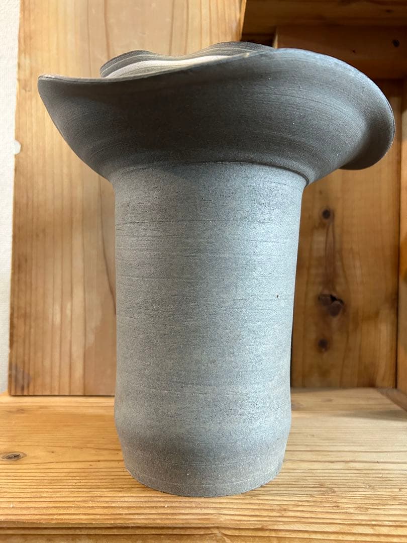 陶芸作家 やきもの 花器 花瓶 白石和宏 娘 白石阿衣