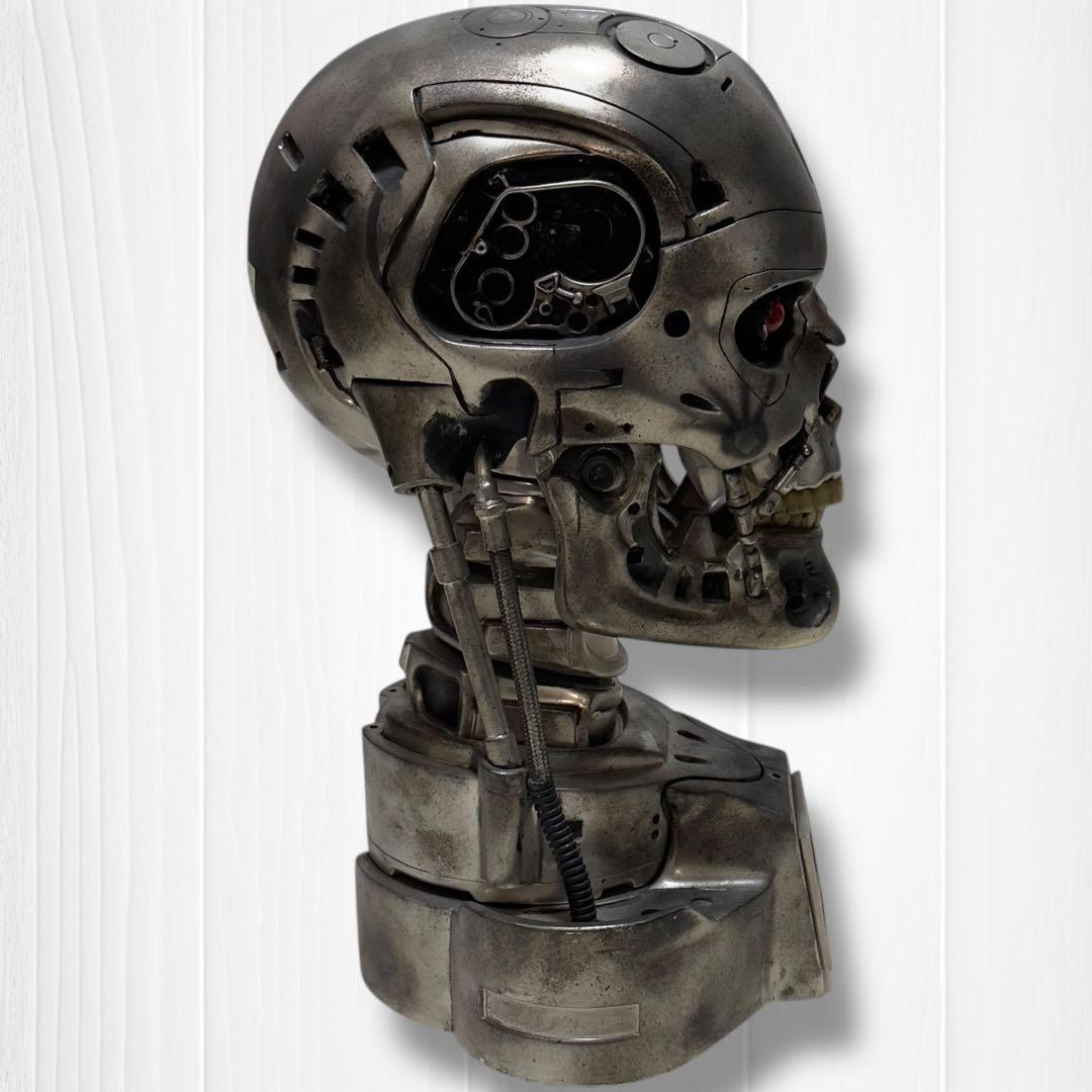 【希少品】T-800 ENDSKULL PROP REPLICA