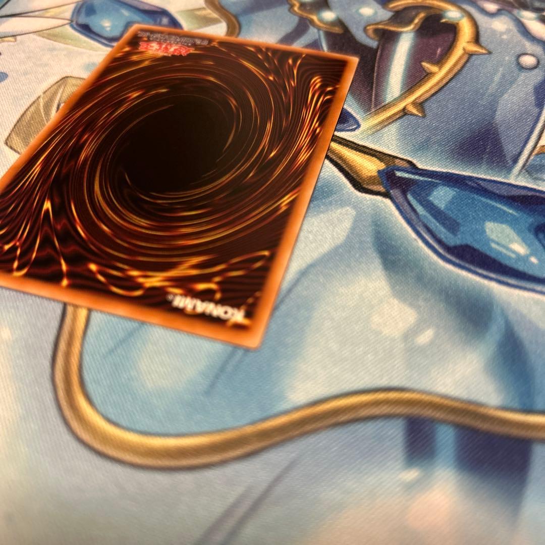 閃刀姫－レイ クオシク