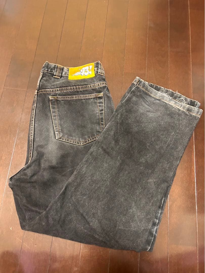 スケートボード polar skate 93 washed black 30/32