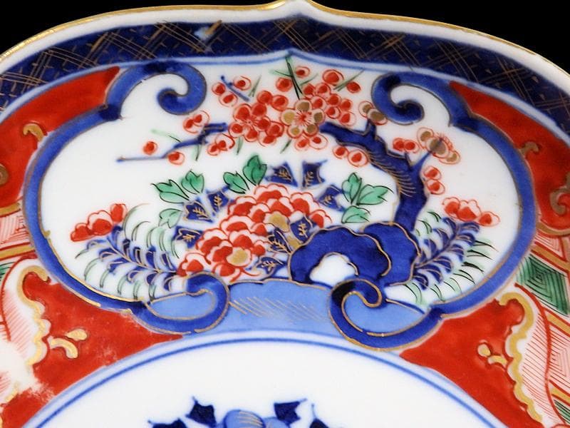 大聖寺伊万里　金襴手　窓絵　松竹梅に獅子の図　８寸皿　F246 AS-CZr