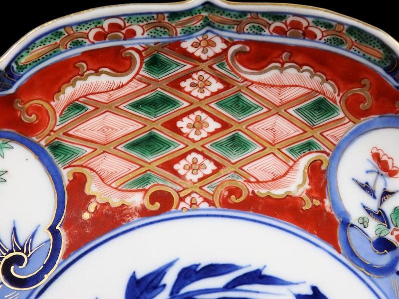 大聖寺伊万里　金襴手　窓絵　松竹梅に獅子の図　８寸皿　F246 AS-CZr