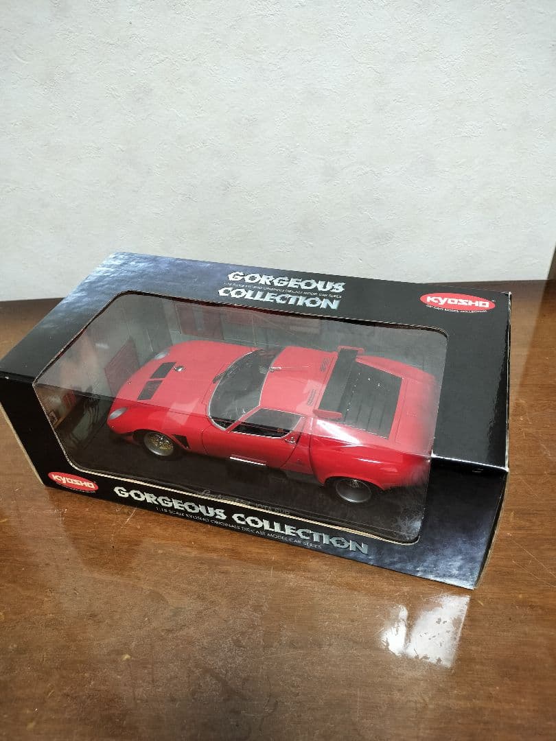 京商1/18 ランボルギーニ　イオタSVR　【絶版モデル新品未使用品】