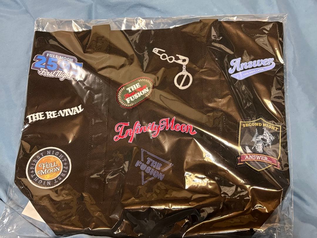 ØMI LIVE2026 INFINITY MOON Tote Bag - メルカリ