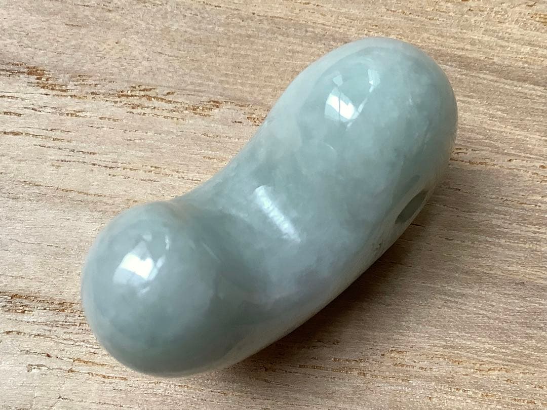 ✳味身良好極上 絶対のおすすめ‼️30万円以上します糸魚川翡翠勾玉