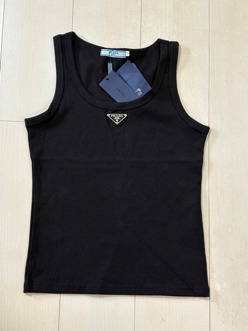 PRADA ブラック タンクトップ M プラダ タンクトップ ノースリーブM