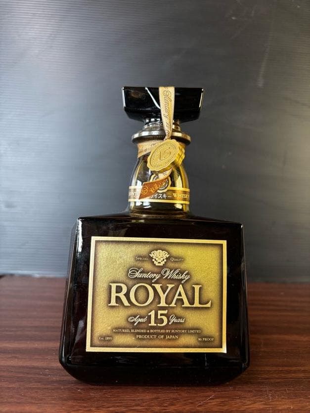 ★古酒☆【未開栓】 サントリー ウイスキー ローヤル 15年 ＜ゴールドラベル＞ 未開栓】SUNTORY サントリー ROYAL 売れ筋 ローヤル 15年 ゴールド