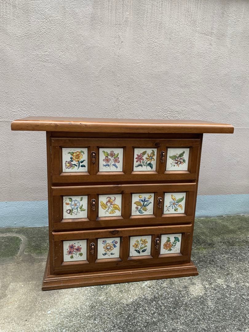 北欧カントリー＊花柄タイル 木製キャビネット バレンシア風 引き取り