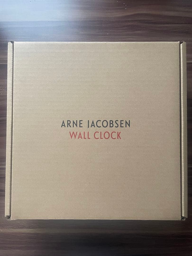 アルネ・ヤコブセン Bankers Clock 21cm