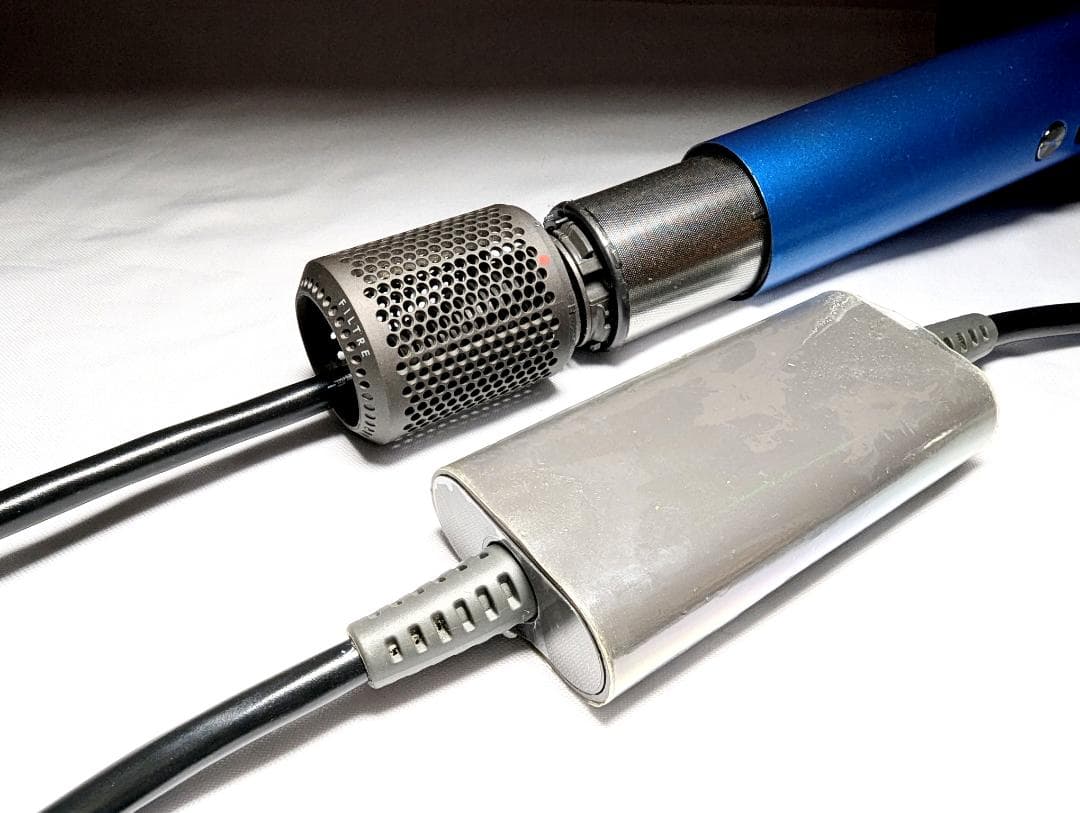 【整備済品】ダイソンドライヤーHD03 カスタ厶カラー　A1825