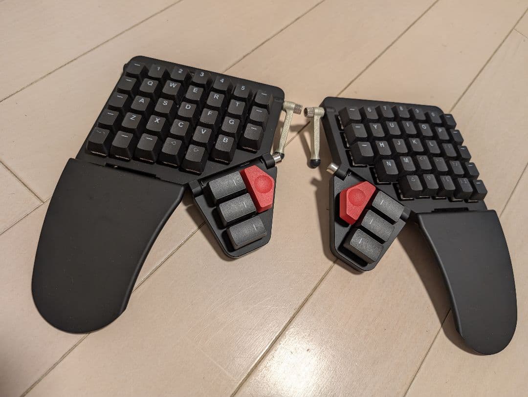 ZSA Moonlander Mark I 分割型プログラミングキーボード 銀軸 ZSA Moonlander Mark I 分割型プログラミングキーボード 銀軸 ZSA