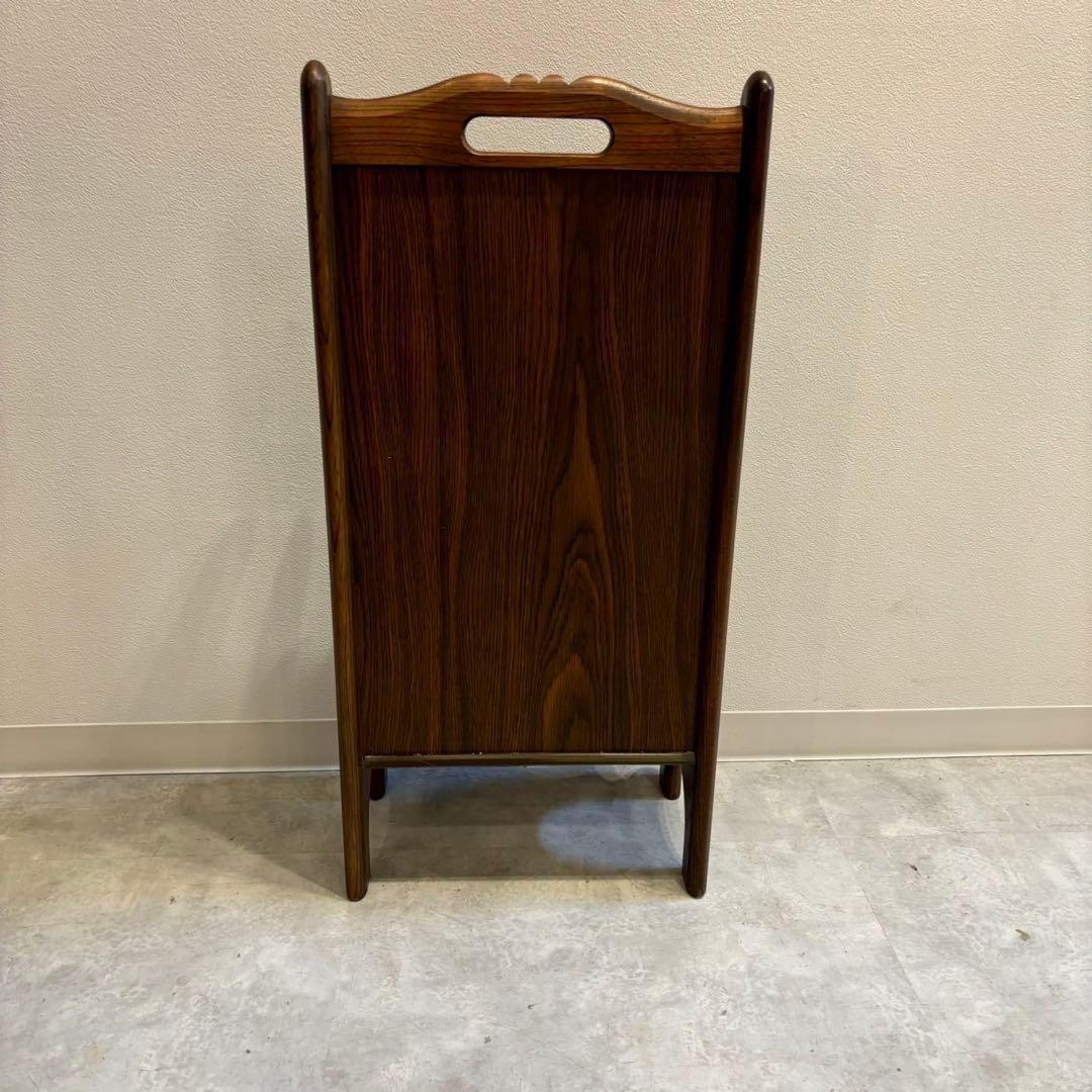 カリモク　マガジンラック