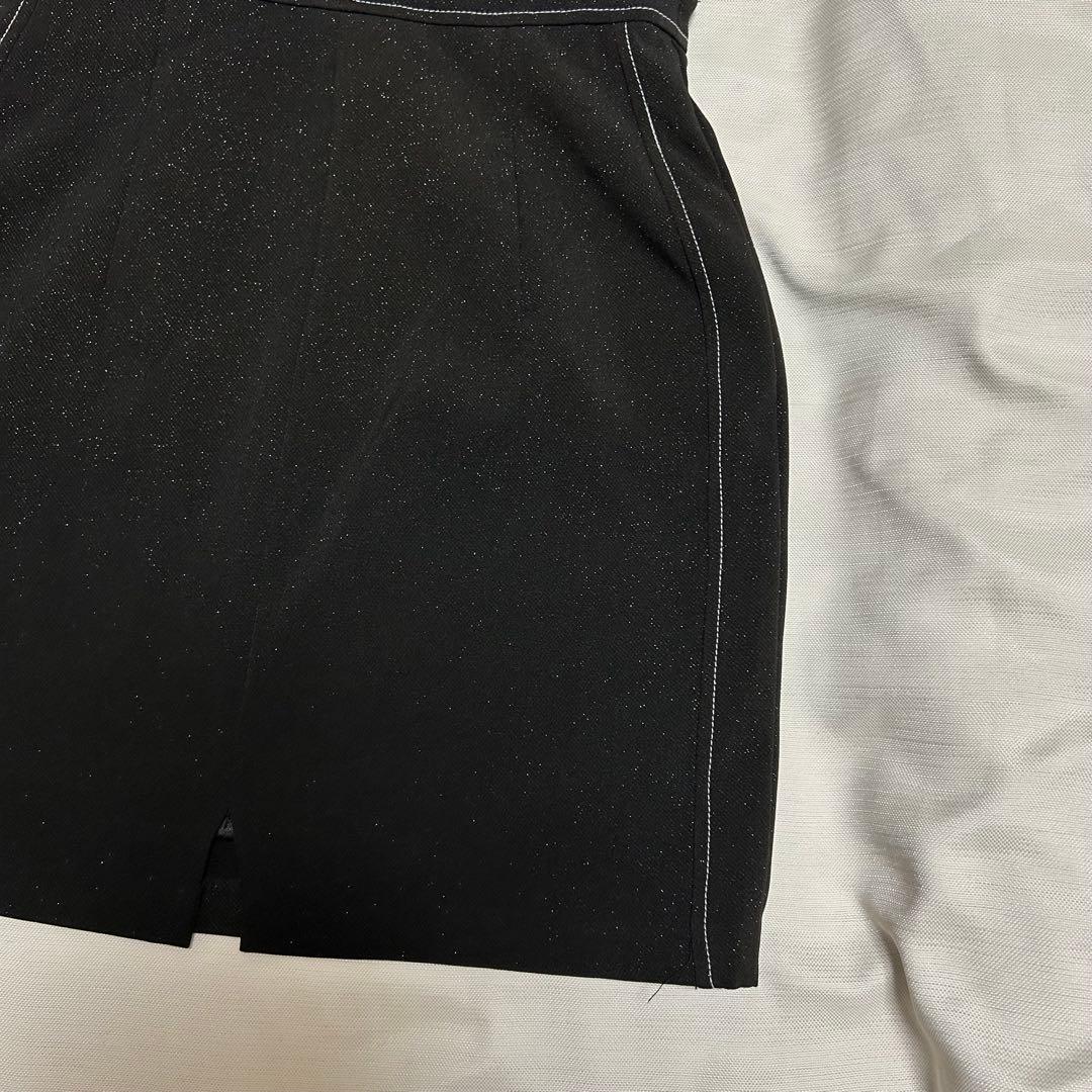 robe de fleurs ブラックタイトドレス ストラップ付き