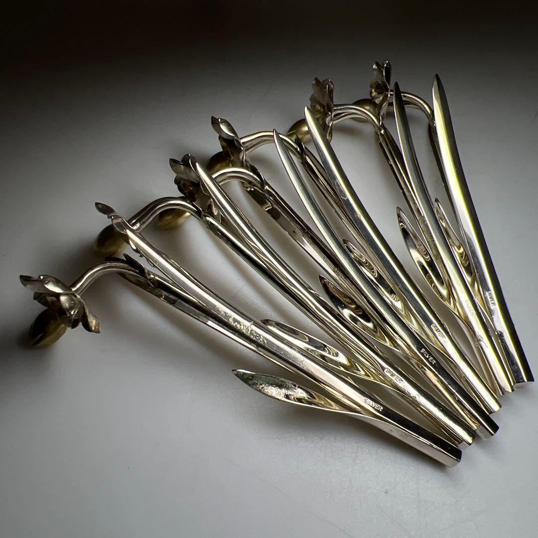 尚美堂　極上品銀製細工花文箸置　ケース付35g/7.5㎝　東Y7-1030☆1F