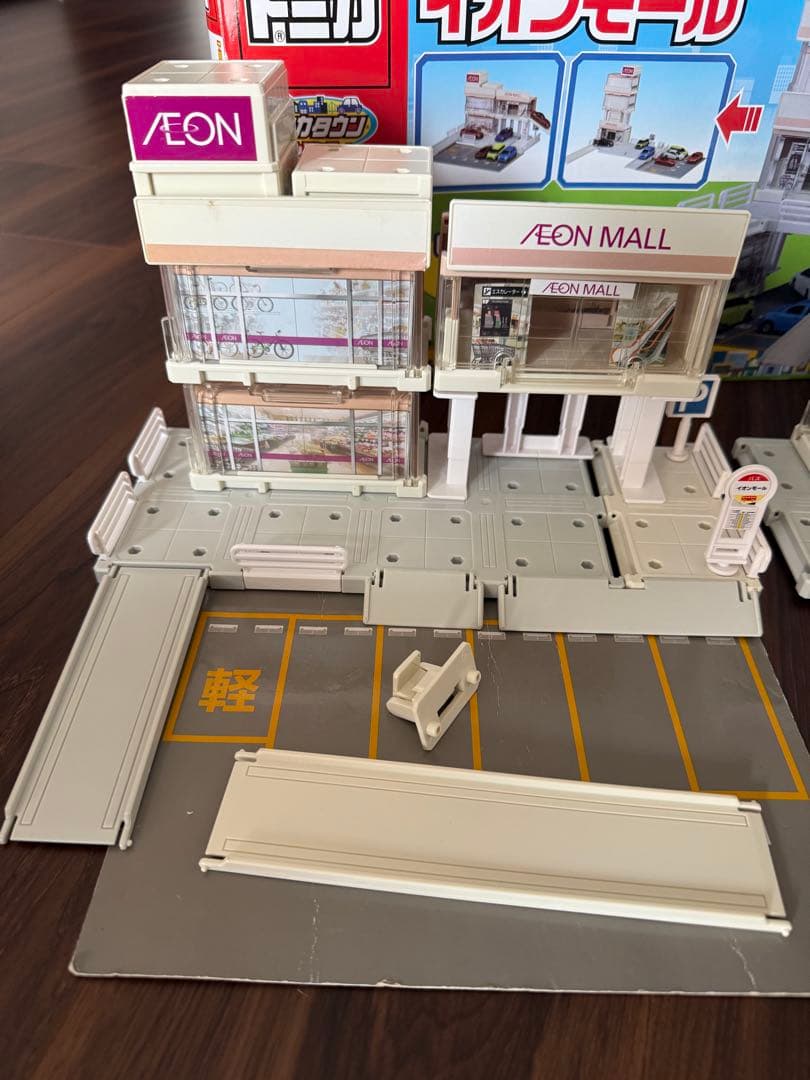 トミカタウン　ビルドシティ　イオンモール