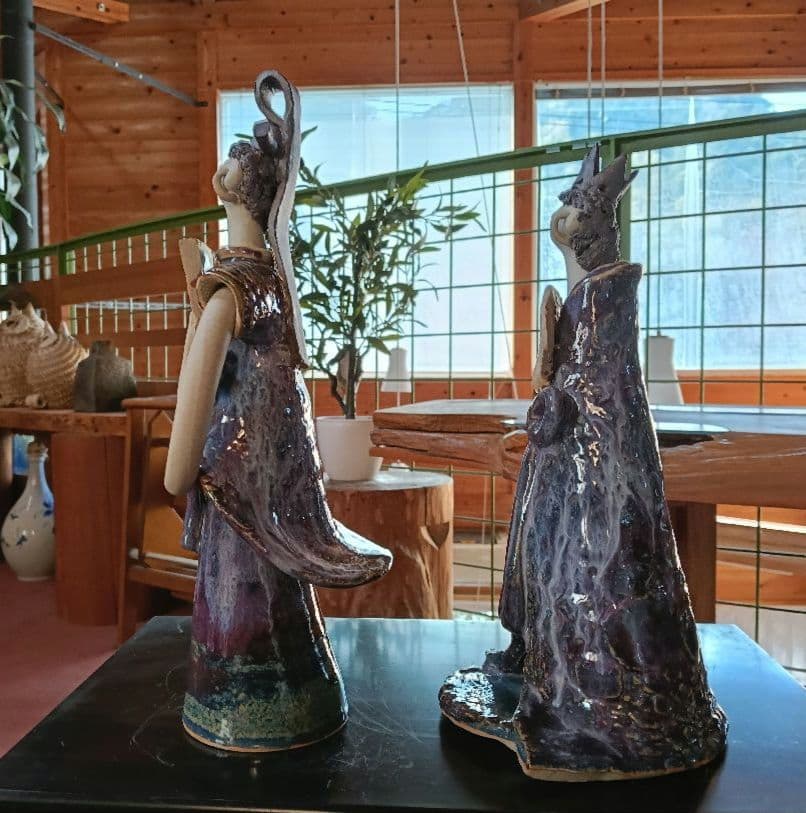 砥部焼 青芳人形 作家森元青芳 紫色のひな祭り人形 2体セット - メルカリ