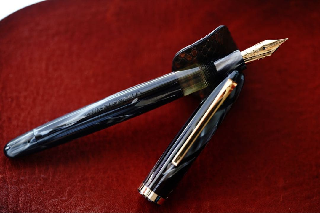 omas 556/S グレーマーブル　万年筆 omas 556/S グレーマーブル万年筆