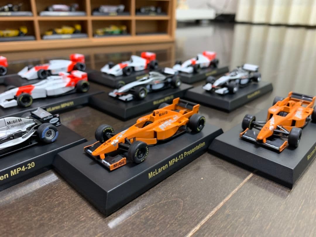 F1　１/64 ミニカーコレクション