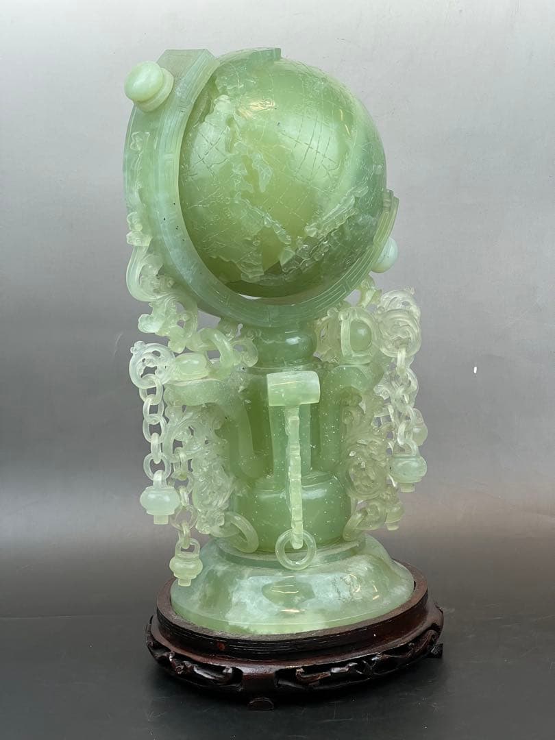 美品 翡翠地球儀 高さ39cm 重さ 5500g 置物 送料込み￼
