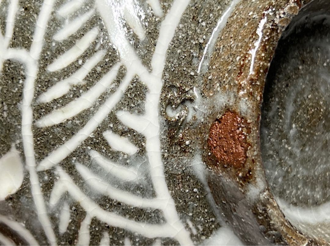 副田螺山作 茶道具作家物陶磁器灰色、ホワイト幾何学模様茶碗