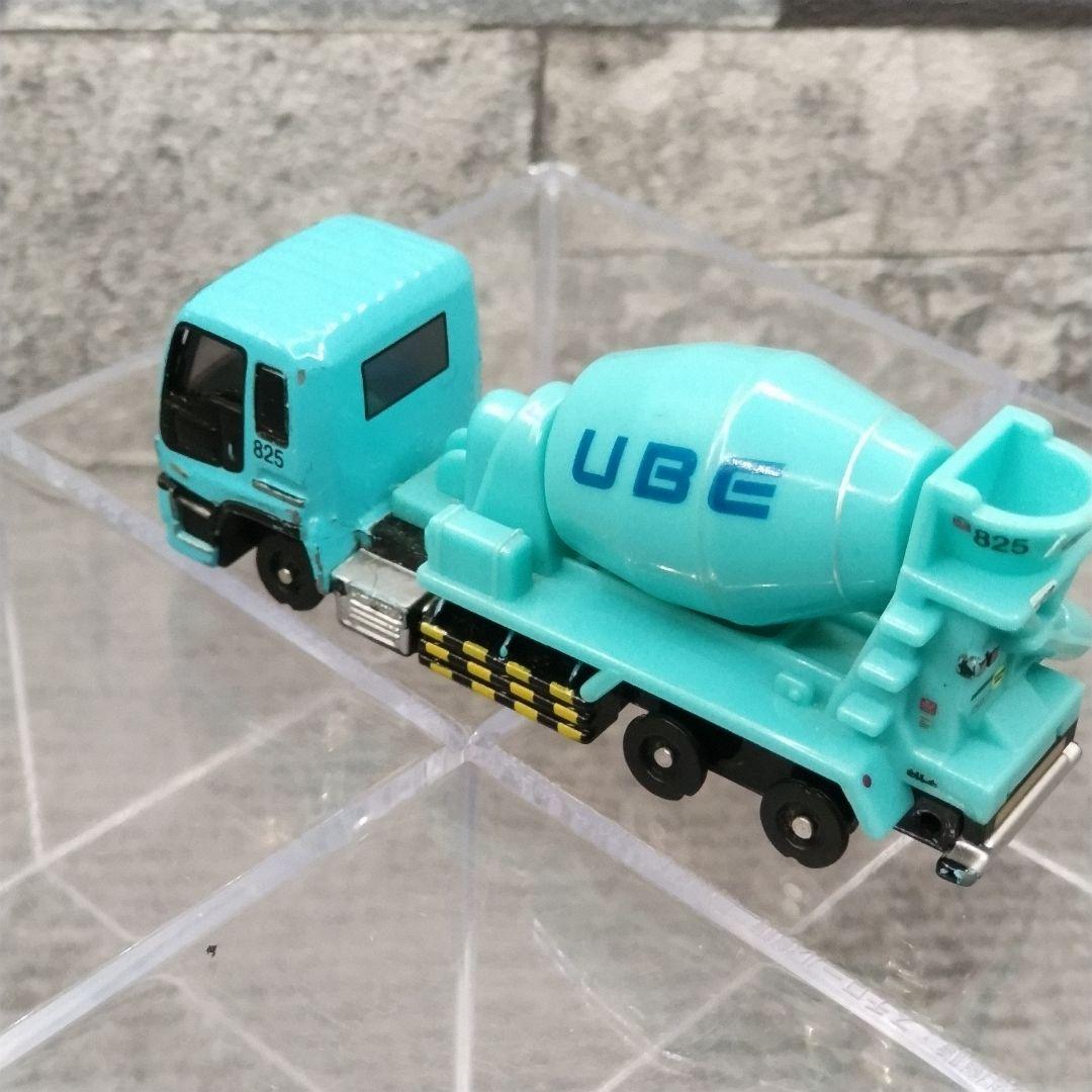 トミカリミテッド いすゞ ギガ 宇部興産ミキサー UBE ISUZU GIGA