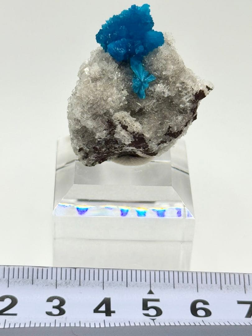 カバンサイト 原石 鉱物標本 ペンタゴナイト アポフィライト