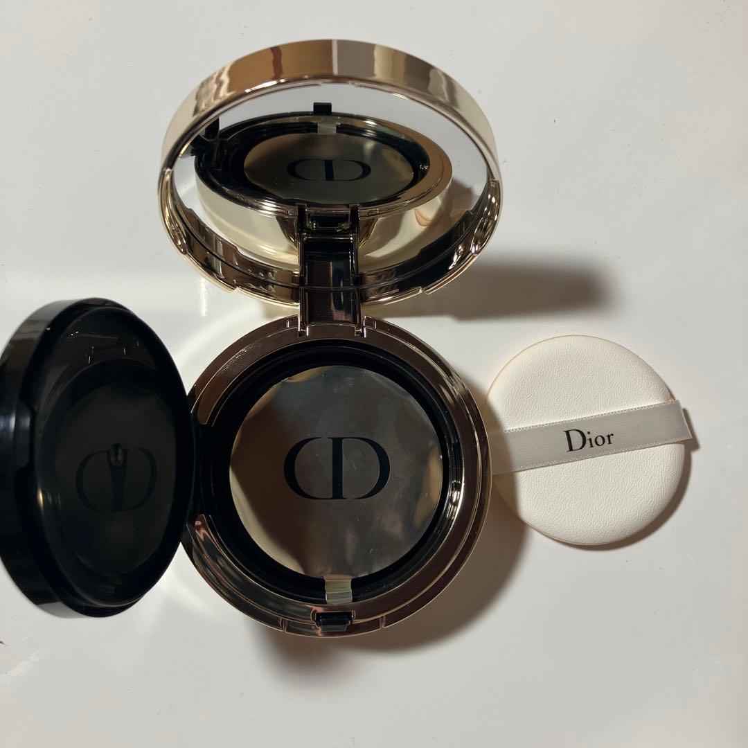 ディオール プレステージ　ルタンドゥローズ　クッションファンデーション　020