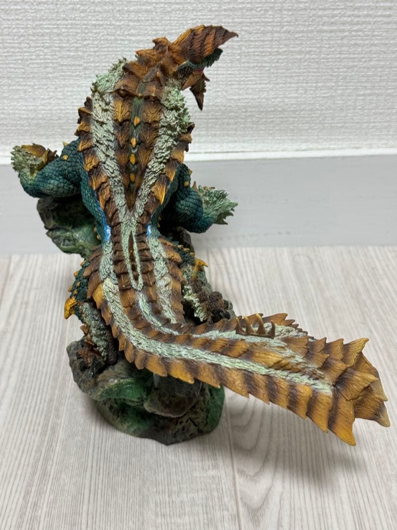 カプコンフィギュアビルダー クリエイターズモデル 雷狼竜 ジンオウガ