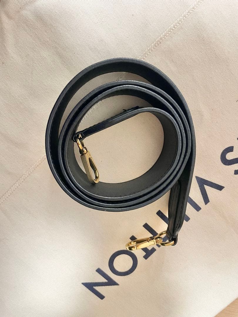 ルイヴィトン ショルダーストラップ ブラック ゴールド