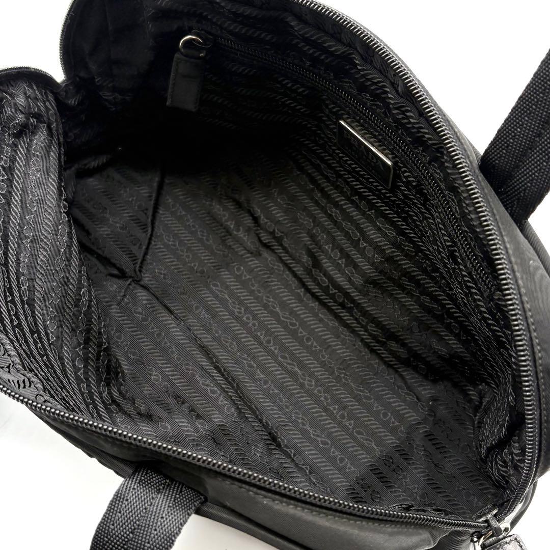 極美品✨プラダ ハンドバッグ ミニボストン ナイロン 三角ロゴ 南京錠 ブラック