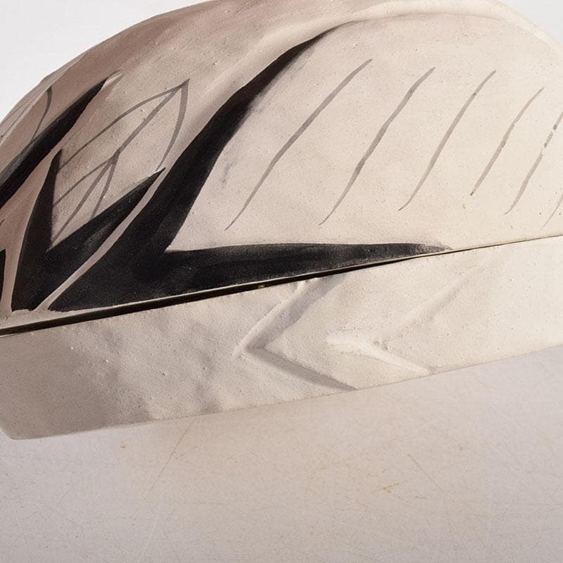 茶道具 豊泉作 奈良一刀彫 木彫彩色 鶴香合 共箱 V 8310