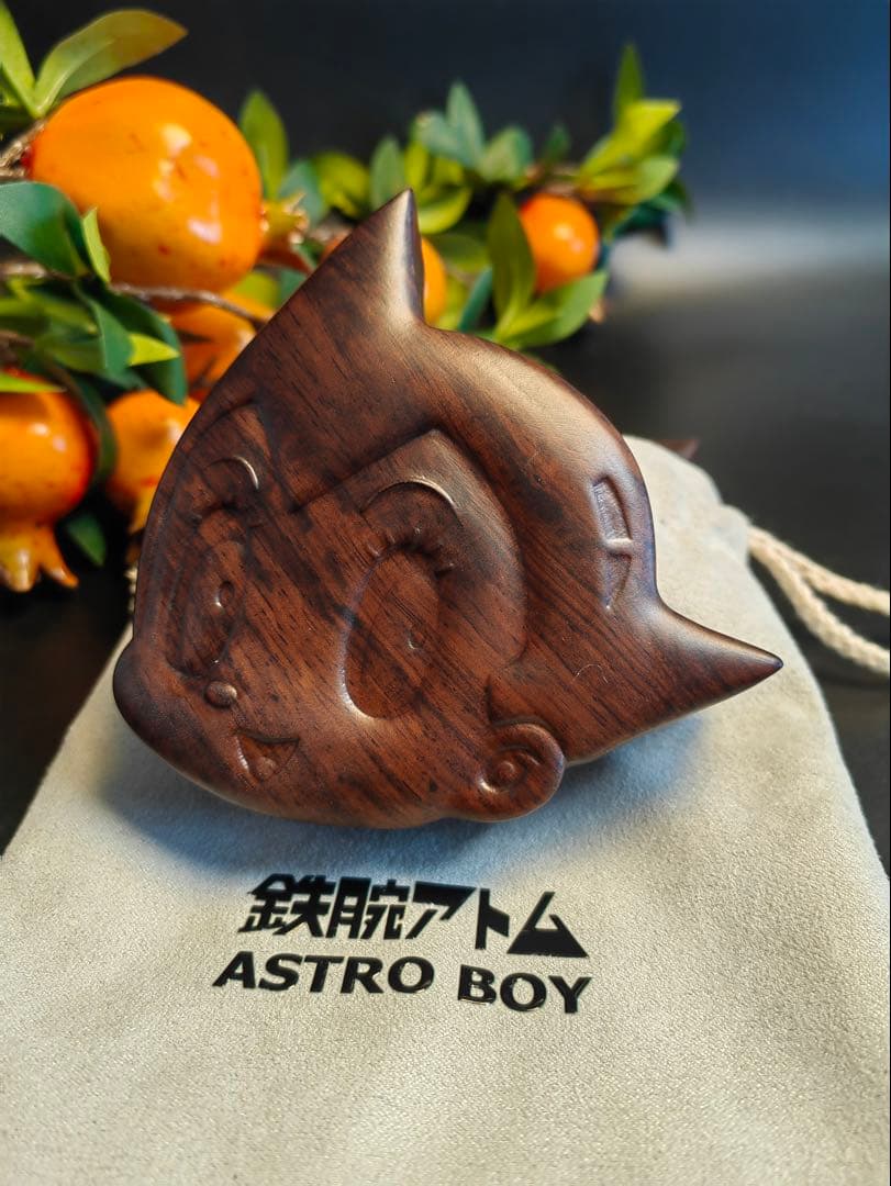 鉄腕アトム 黒檀のペーパーウェイト 限定 雑貨 手塚治虫 インテリア