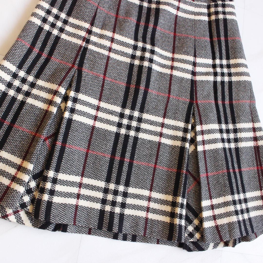 【極美品 大きいサイズ】BURBERRY LONDON フレアスカート 44