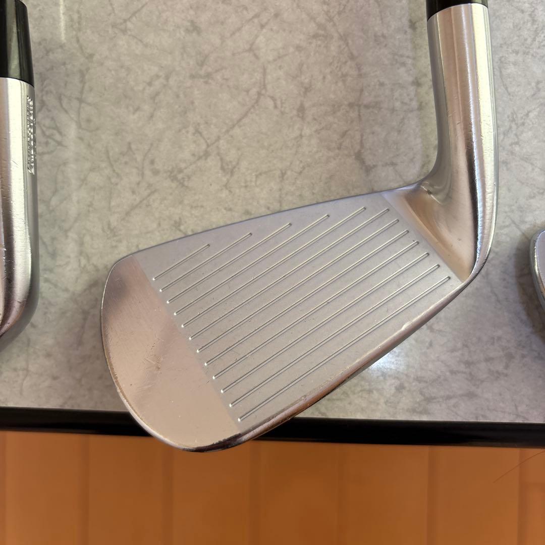 能面 神功皇后 微笑みの表情 木製