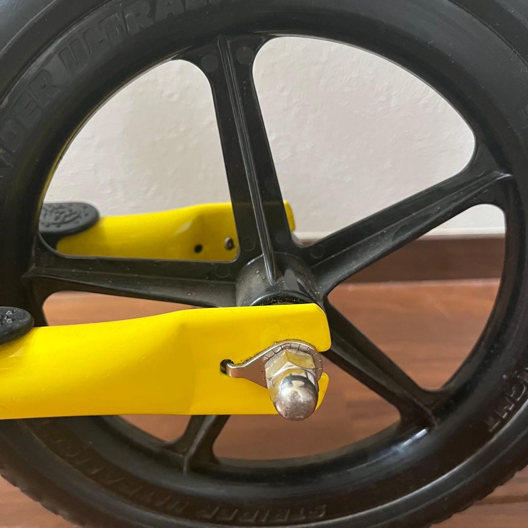 【美品】新型　STRIDER SPORTS ストライダースポーツ　イエロー