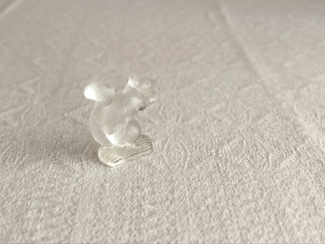 vintage glass figure ୨୧ * ガラスの リスさん