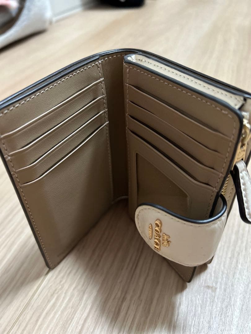 COACH コーチ 財布 折り財ホワイト 新品 未使用 COACH コーチ 財布