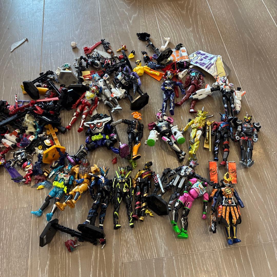 仮面ライダー 装動 【ジャンク品】 食玩 まとめうり 20体 - メルカリ