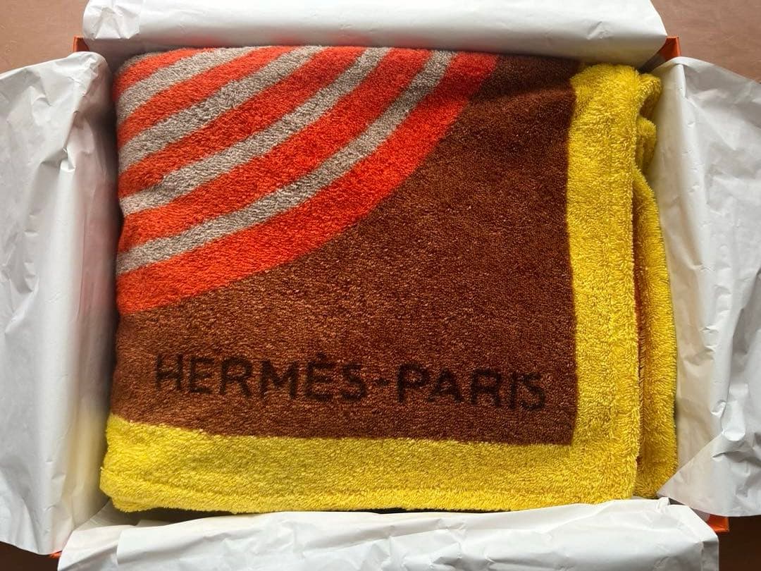 未使用 エルメス ビーチタオルTAPIS DE PLAGEオレンジ 大判