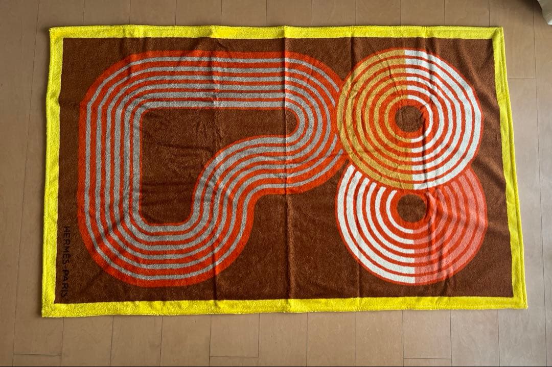 未使用 エルメス ビーチタオルTAPIS DE PLAGEオレンジ 大判