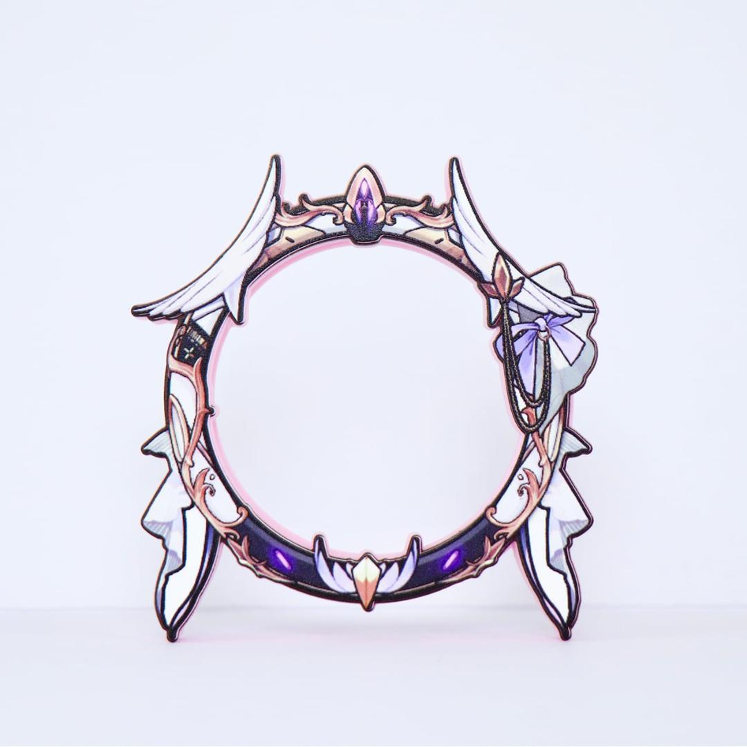 公式】勝利の女神：NIKKE 缶バッジラバーホルダー ドロシー - メルカリ