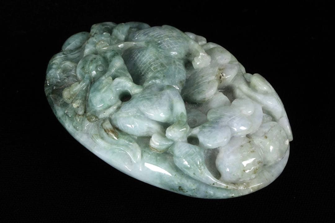 中国美術】天然翡翠 青翡翠 紺入り手彫 龍麒麟細密彫刻 握り石